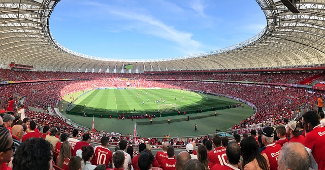 来足坛转会